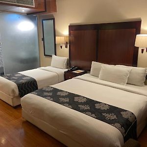 Premium Triple Room